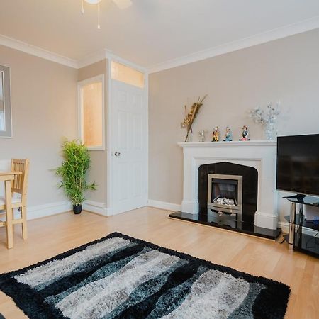 Hullidays - Hymers Apartment Кингстън ъпон Хъл Екстериор снимка