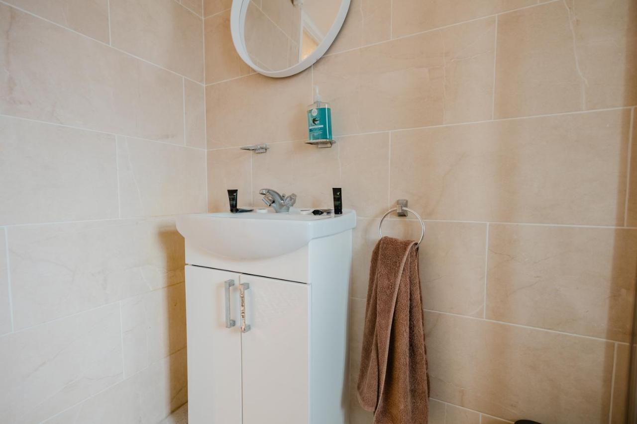 Hullidays - Hymers Apartment Кингстън ъпон Хъл Екстериор снимка